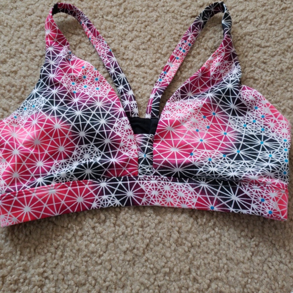 Sports bra
